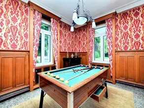 Luksus ejendom med pool og spa - Image 2