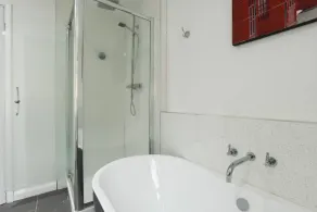 Air Maison - Large Family Home with Pool Table - Image 3