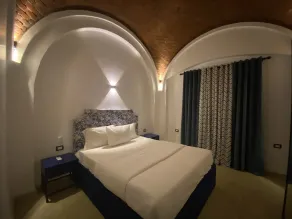 Villa with private pool and beach access - Image 3