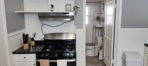 Charming 2BR Home near Historic Downtown Noblesville - Image 3