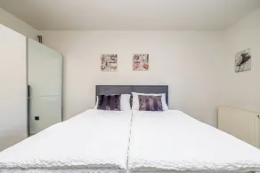 Bellona Apartman& Pool - Image 5