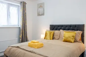 E&E's House - Image 3