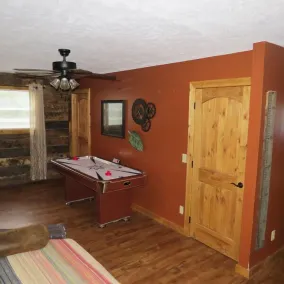 The Pine Ridge Home by Garden of the Gods in the Shawnee National Forest - Image 2