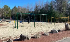 Winni Chalet w/ lake, beach, & boat launch access - Image 3