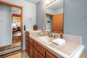 Lakeview Haven - Image 4