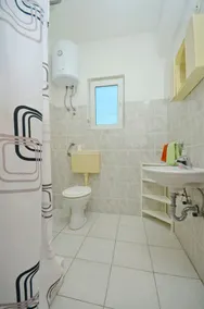 Apartment and Rooms Ivana - Image 4