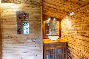 Cabane Aux Étoiles con terrazza condivisa e giardino privato - Image 2