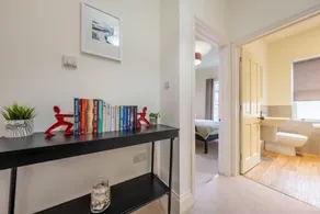 The Coach House C - Image 3