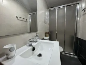 House - Image 3