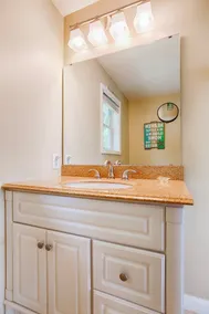 Lakeview Cottage: \"Beautiful Sunset Views!\" - Image 2
