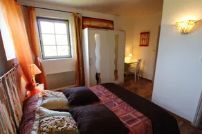 Gîte Panorama sleeps 8 to 15 - Image 3