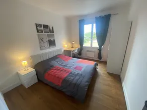 Fabuleux T3 climatisé de 85 m2, situé au calme avec grand parking gratuit privé ,Fibre wifi - Image 3