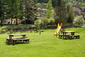 Apartment 'Alta Valle Maira B' with Mountain View, Shared Garden and Wi-Fi - Image 2