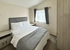 Superior Lodge (sleeps 8) - Image 2