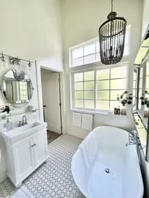Spa Like Stay at the Award Winning Britt Bungalow in the Heart of Jacksonville - Image 5