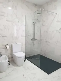 Esqueça as suas preocupações neste espaço sereno e espaçoso - Image 3