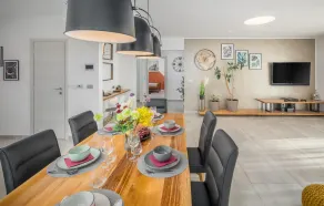 Awesome Home In Tinjan - Image 4