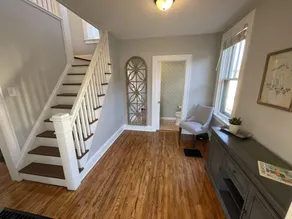 Simply Charming Cottage - Image 2