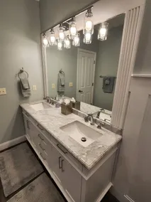 Été 195 $ / nuit, CONDO LUXUE LAKEFRONT, 2 LITS ROIS / 2 sdb, 10 min à Branson - Image 2
