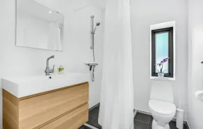 Hermosa casa de 4 habitaciones en. - Image 3