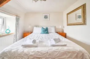 Period luxury 55m fm beach.real fire/free parking/beach/dog friendly/seaviews - Image 5