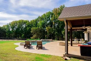 Modern Farmhouse on 7 acres w/pool, hot tub. Access Denton, pilot point, Celina, - Image 3