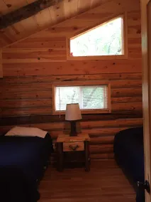 Handgefertigte Blockhütte, nur wenige Minuten von Ihrem Outdoor-Abenteuer entfernt - Image 4