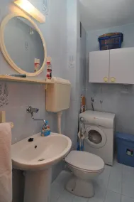 2-Zimmer-Ferienwohnung am Strand Slatine (Ciovo) (A-12491-a) - Image 3