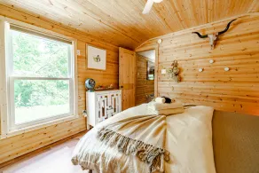 Apple Blossom Cottage Of Gettysburg.  Hot Tub is an Add on Fee - Image 4