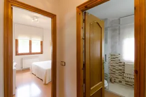 Club Villamar - Im unteren Teil (Poolebene) befinden sich ein Esszimmer und eine Küche. - Image 2