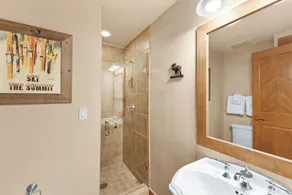 Ski-in / Ski-out, extra komplettes Badezimmer, High-End-Oberflächen, kostenloses WIFI - Image 5