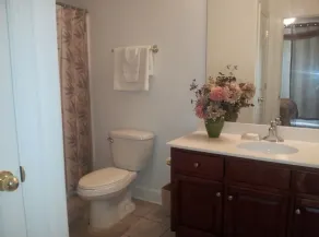 Tropic Winds 4 chambres / 4 salles de bain! Vue sur la plage avec grand patio! - Image 3