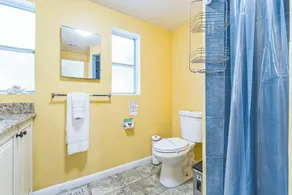 Modern Family Retreat Near Orlando Attractions - Image 4