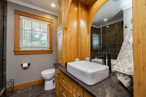 Romantic cheerful home close to many attractions - Image 4