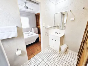 Royal Palm Villas - Image 2