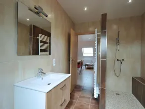 Gîte lumineux et calme avec terrasse, barbecue et parking à 5 km de Colmar - Image 3