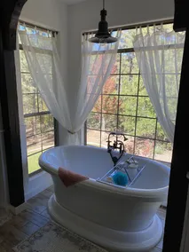 Family Getaway in the Pines - Image 5