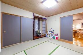 THE WORLDWIDE HOUSE - Image 5