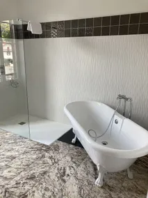 Maison de Maître 500m2,renovated, sleeps 22, center of St Etienne de Baïgorry - Image 3