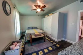 Brighton Bungalow | Historic Town Square Charm • Near Memphis • Sleeps 6 - Image 5