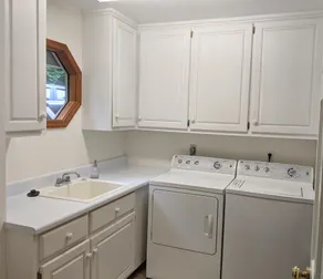 Beautiful 3-bedroom Lake Front Home on Lake Santeetlah - Image 2