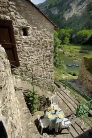 House - Image 2