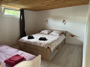 Farmhouse cabin with indoor pool and Jacuzzi - Image 3