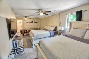 Moon River Smart-Suite near Interstate 44 and Airport - Image 5