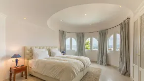 Quality Villa, utsikt över Santa Ponsa Bay, uppvärmd pool och fullt luftkonditionerade - Image 5