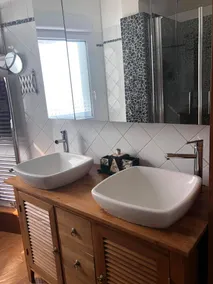 Rummeligt hus, 2 stuer og hammam på stranden med havudsigt over alle værelser - Image 4