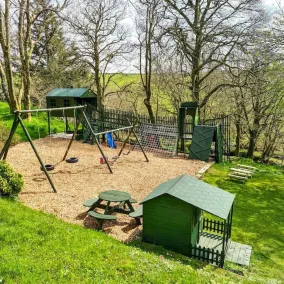 Ta Mill Cottages & Lodges - Meadowview Chalet 3 - Image 3