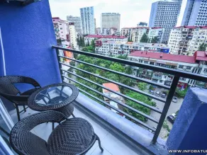 Apartstudio in center with Queen - Image 5
