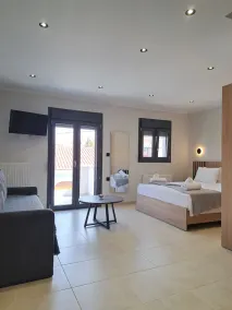 RAFKON Luxury Apartments - Myrina - Image 3