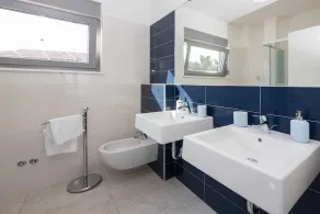 Villa Royal Blue with Heated Pool - Image 3